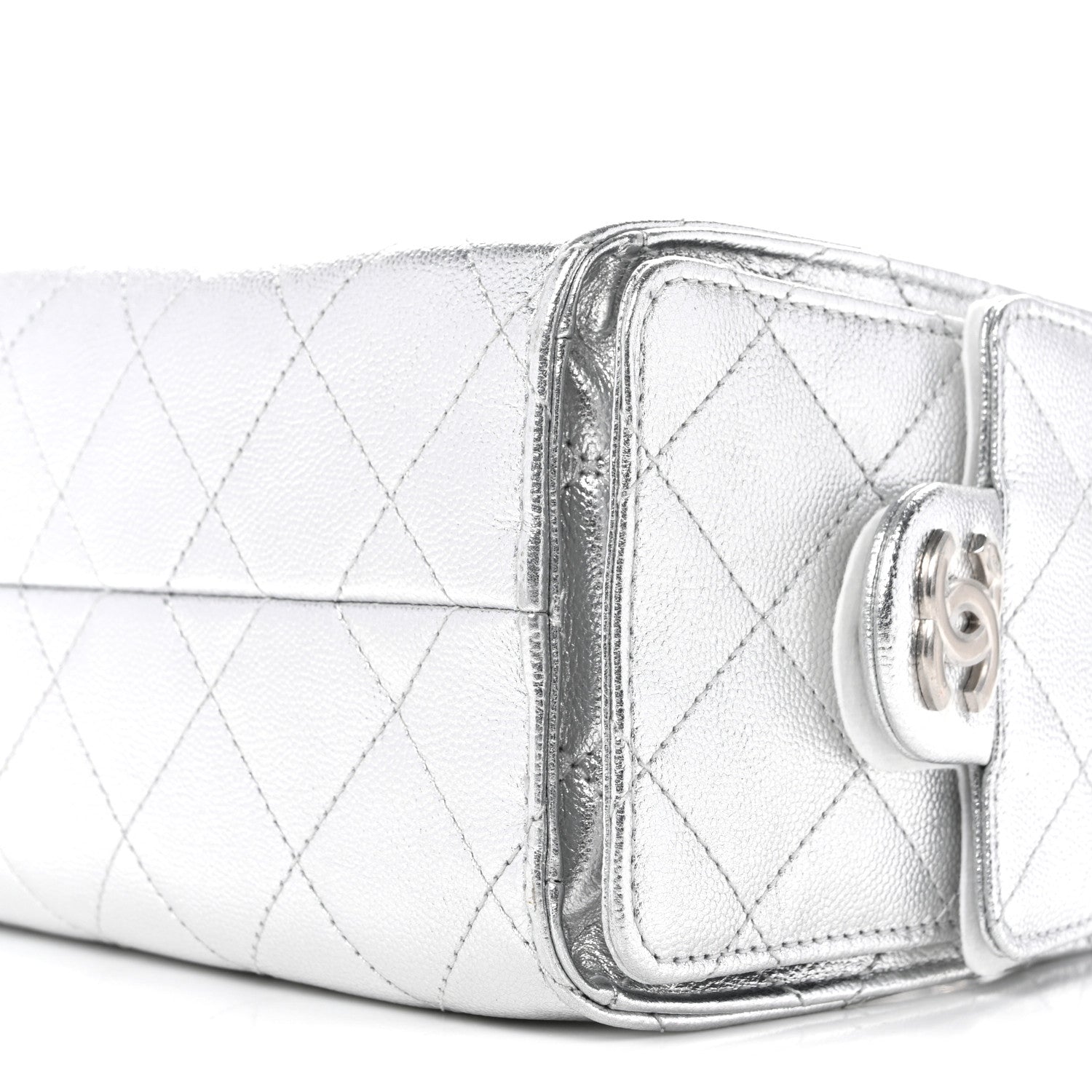 Metallic Caviar Quilted Mini CHNL 25 Handbag Silver