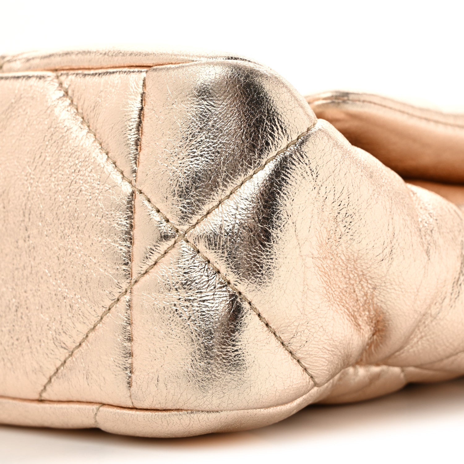 Metallic Lambskin Quilted Medium CHNL 19 Flap Gold