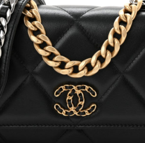 Lambskin Quilted CHNL 19 Wallet On Chain WOC Black