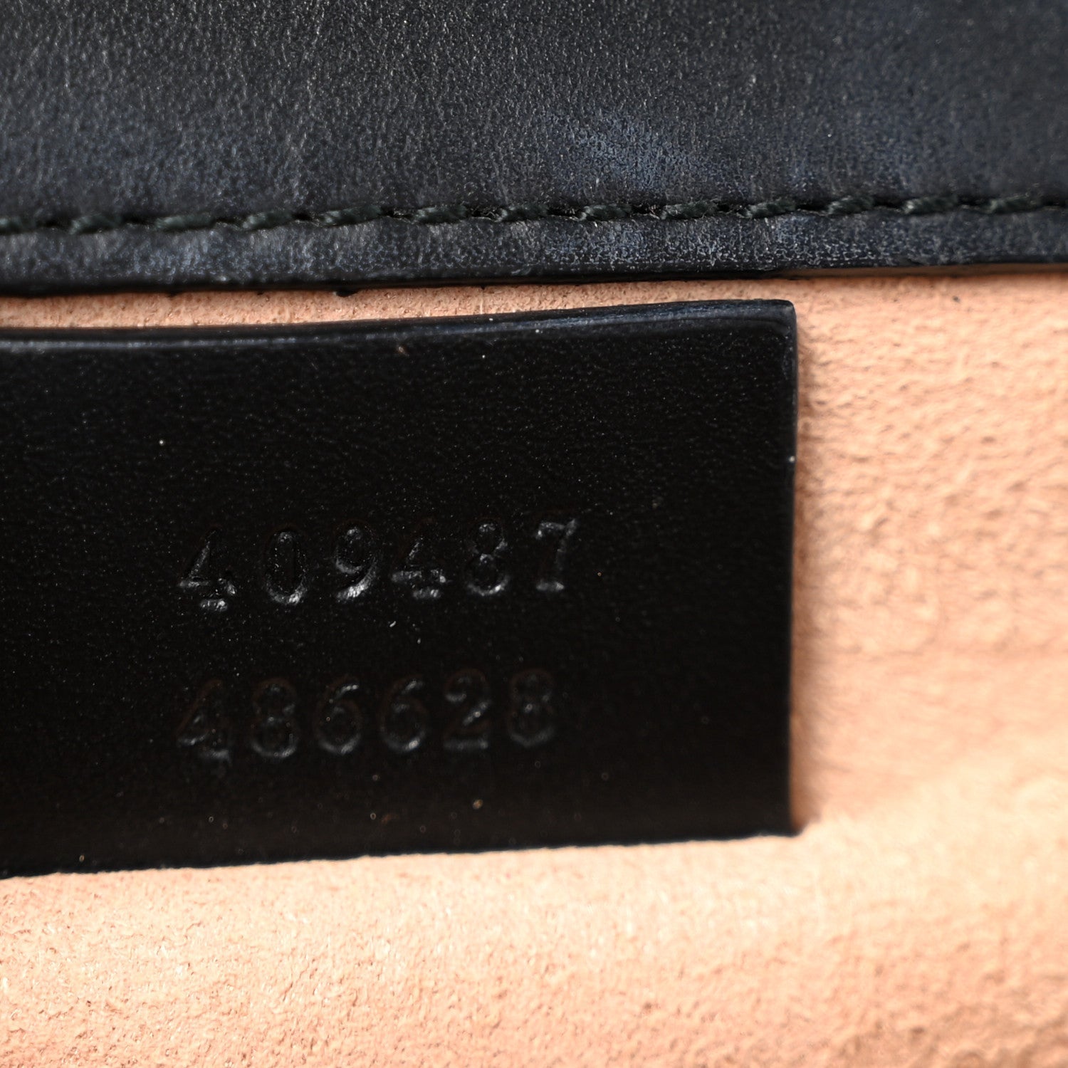 GCCIssima Small Padlock Shoulder Bag Black