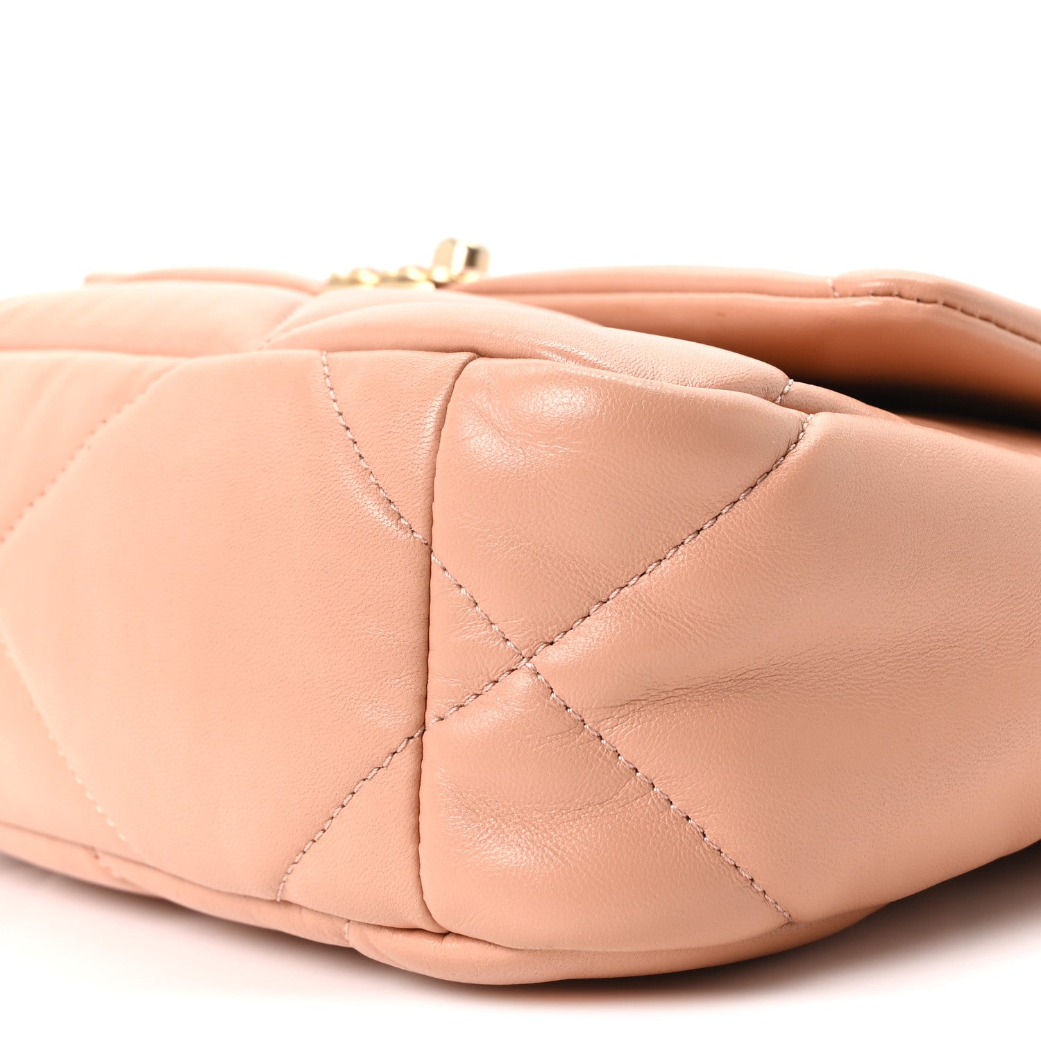 Lambskin Quilted Medium CHNL 19 Flap Beige