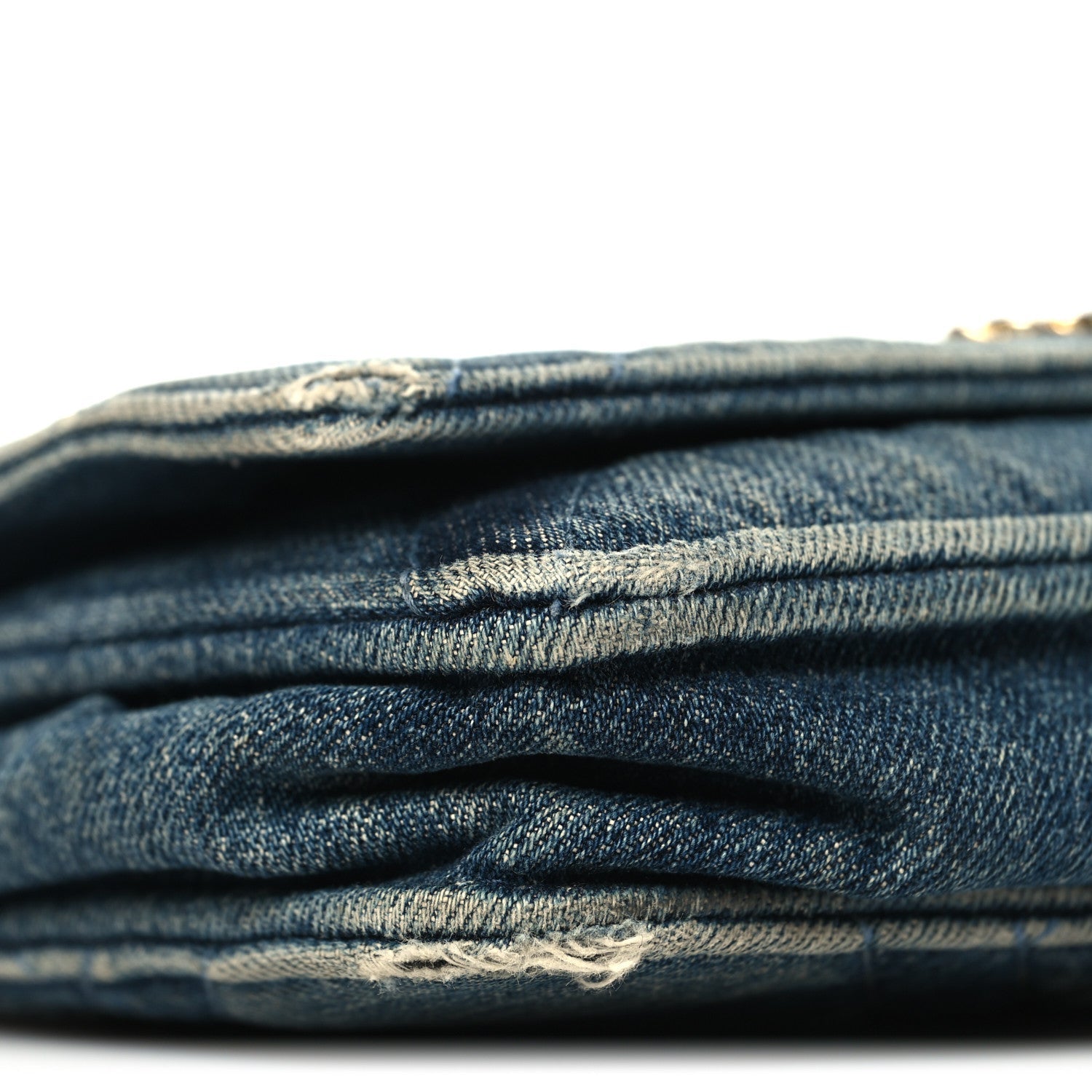 Denim Quilted CHNL 19 Wallet On Chain WOC Blue
