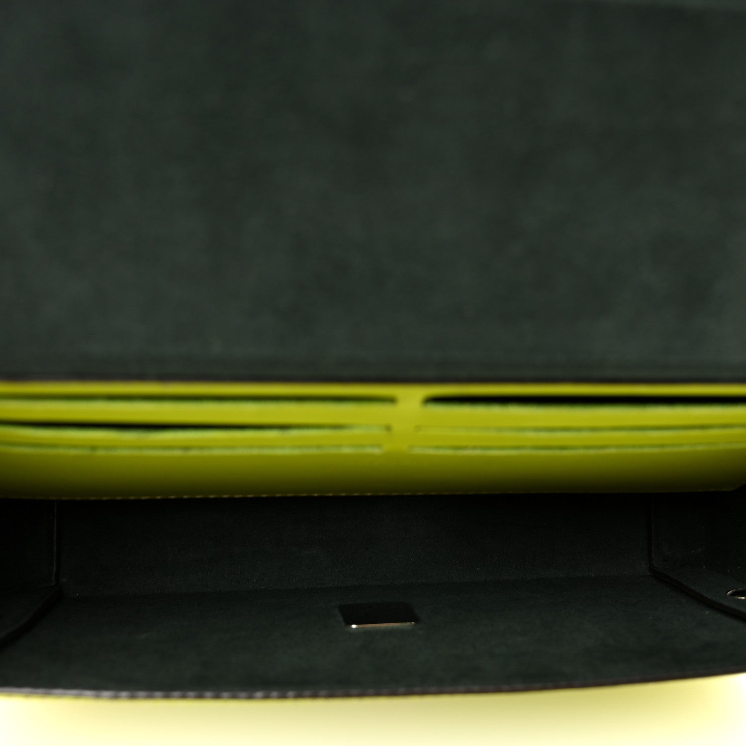 Vitello King FF Lines Embossed Baguette Soft Trunk Wasabi