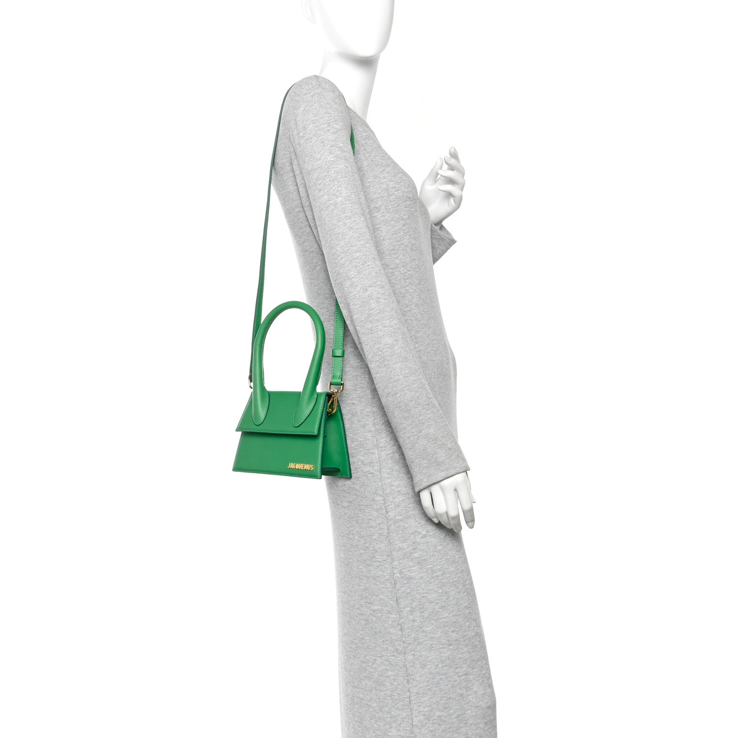 Smooth Calfskin Le Chiquito Moyen Green