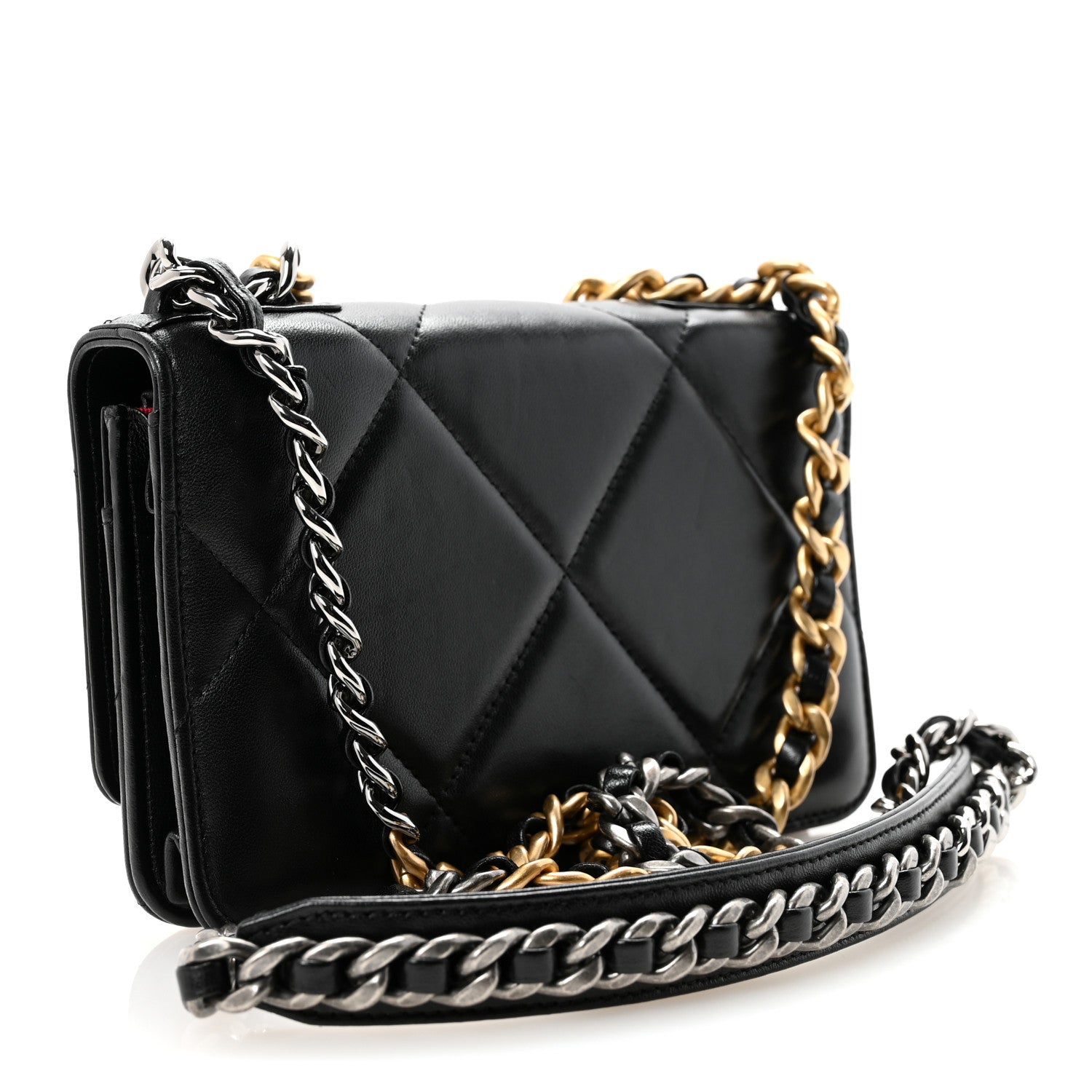 Lambskin Quilted CHNL 19 Wallet On Chain WOC Black