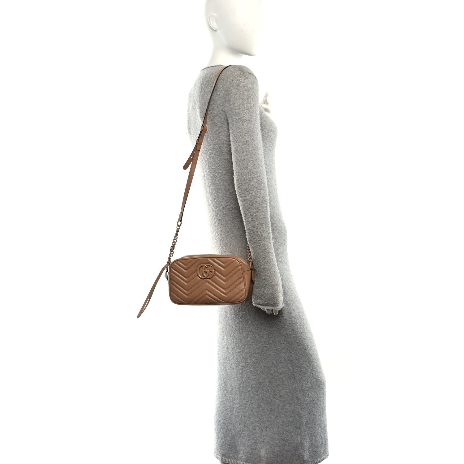 Calfskin Matelasse Monochrome Small GG Marmont Chain Shoulder Bag Camelia