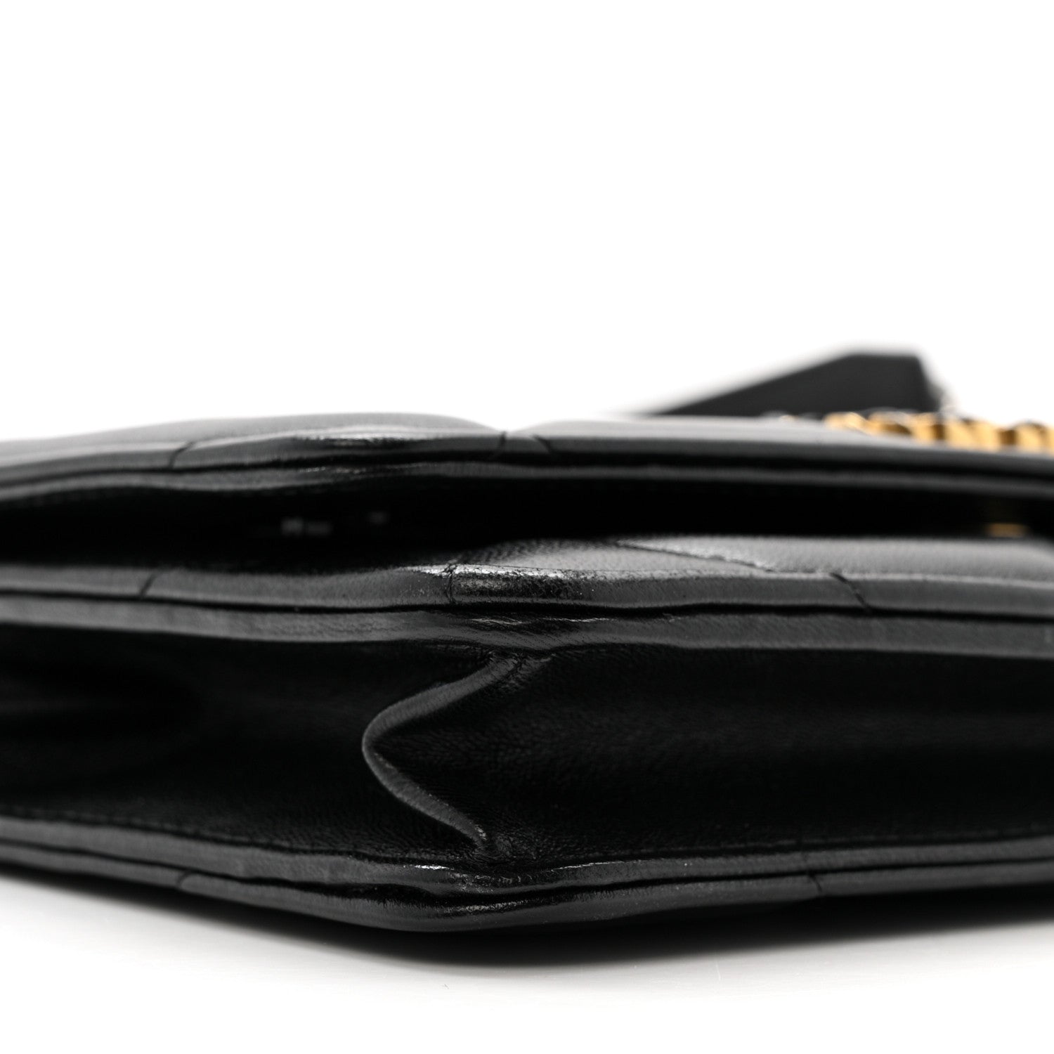 Lambskin Quilted CHNL 19 Wallet On Chain WOC Black