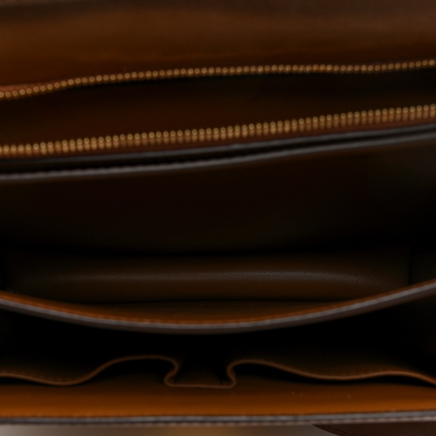 Box Calfskin Medium Classic Box Flap Bag Camel