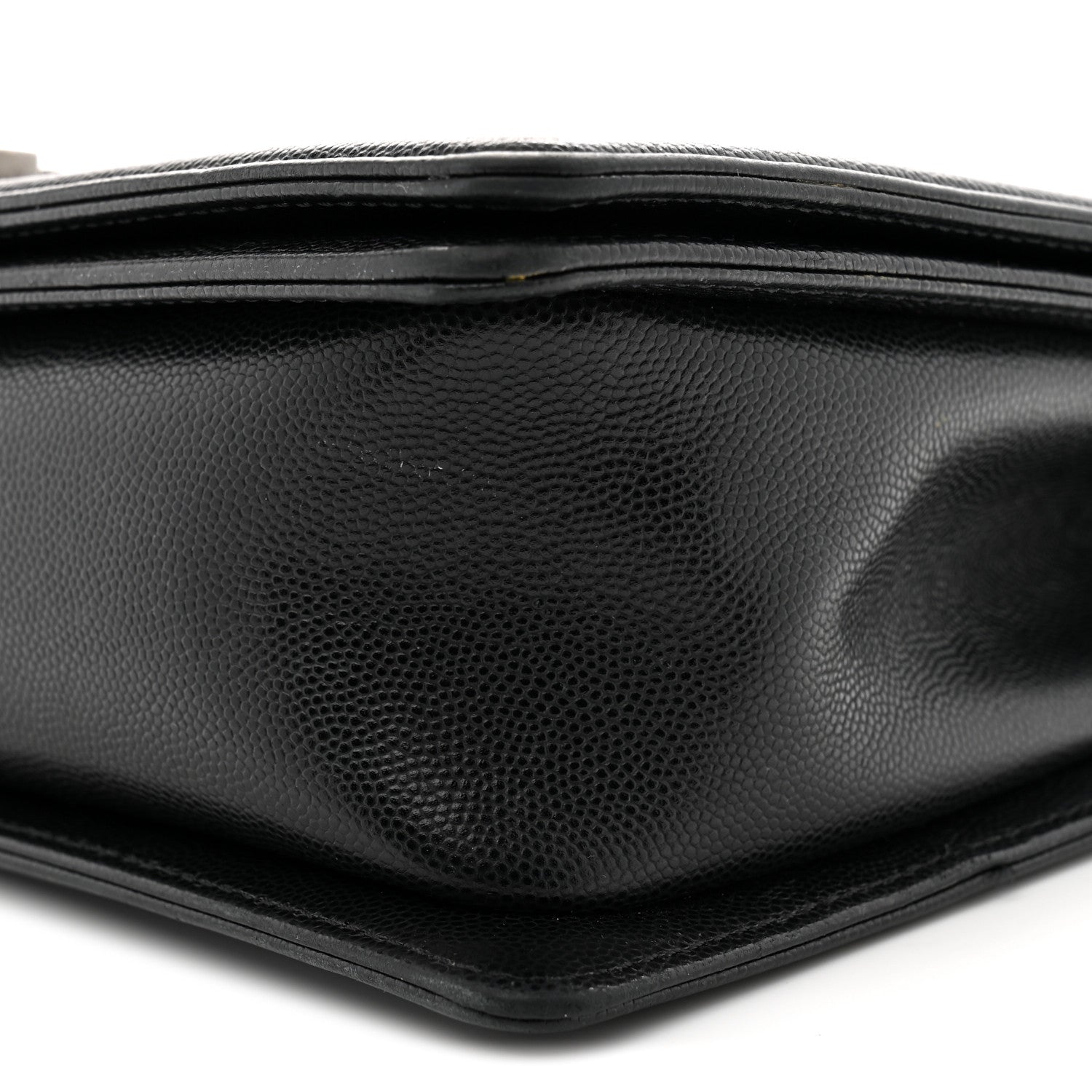 Caviar Quilted New Medium Boy Flap Black
