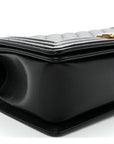 Caviar Quilted Medium Boy Flap Black