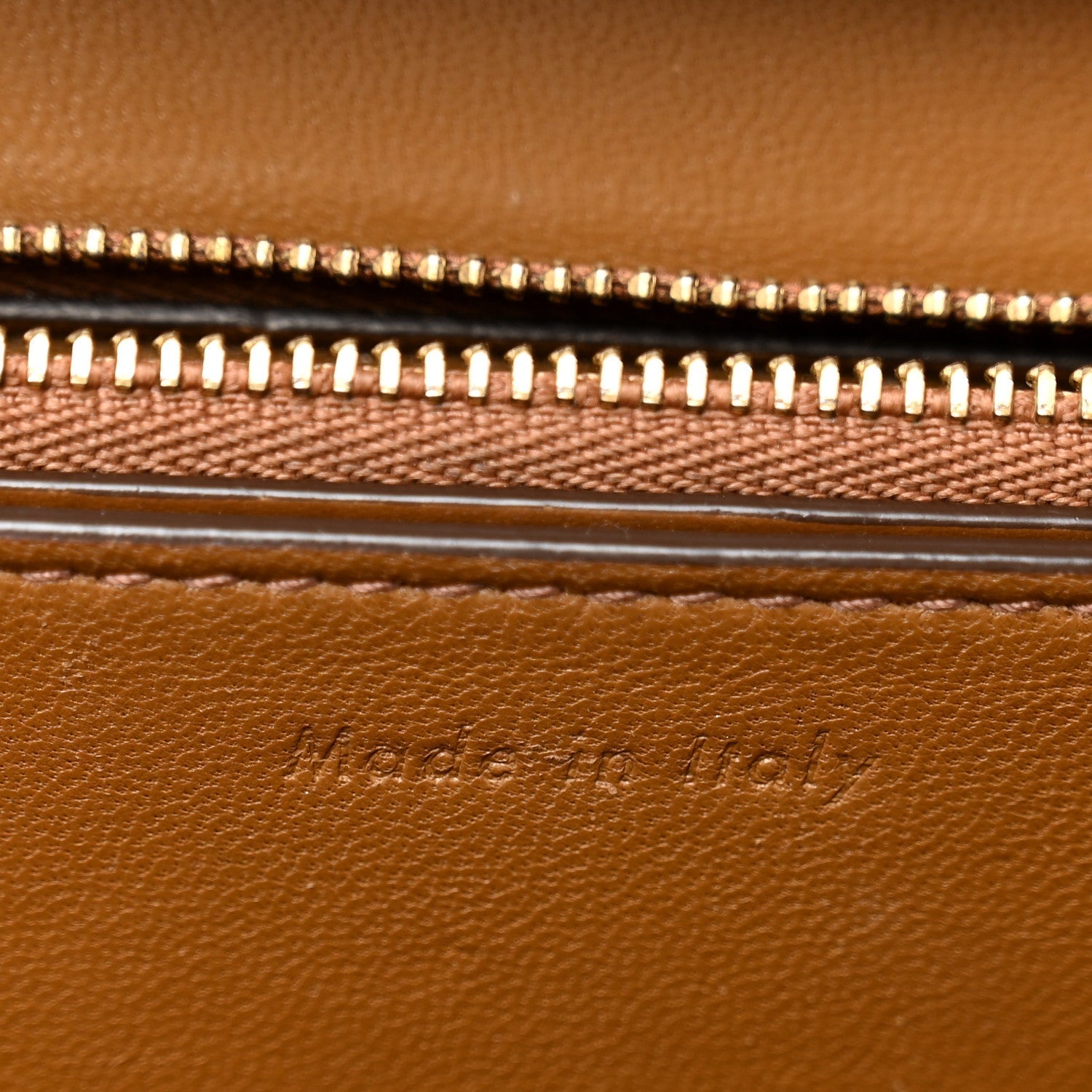 Box Calfskin Medium Classic Box Flap Bag Camel