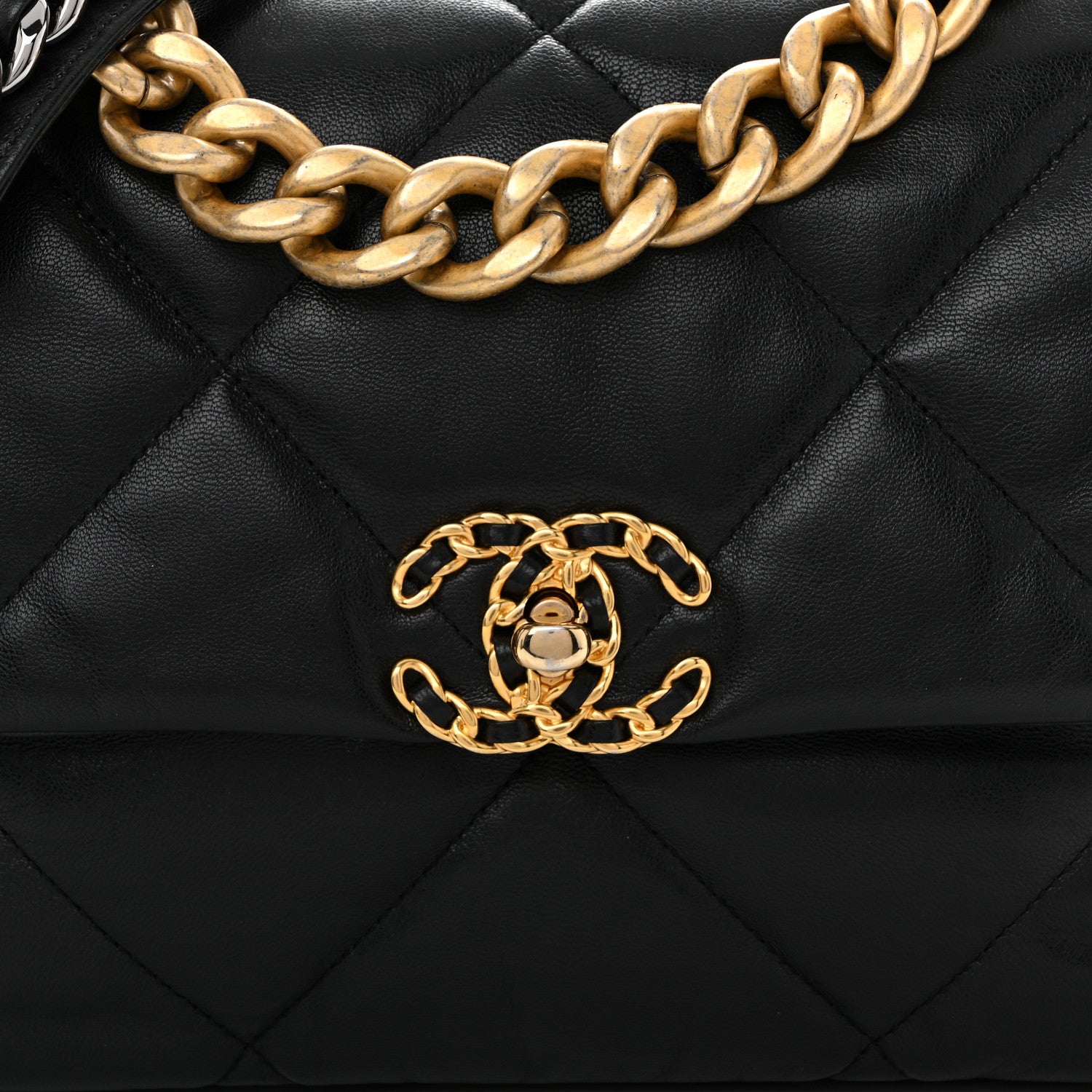 Shiny Goatskin Quilted Large CHNL 19 Flap Black