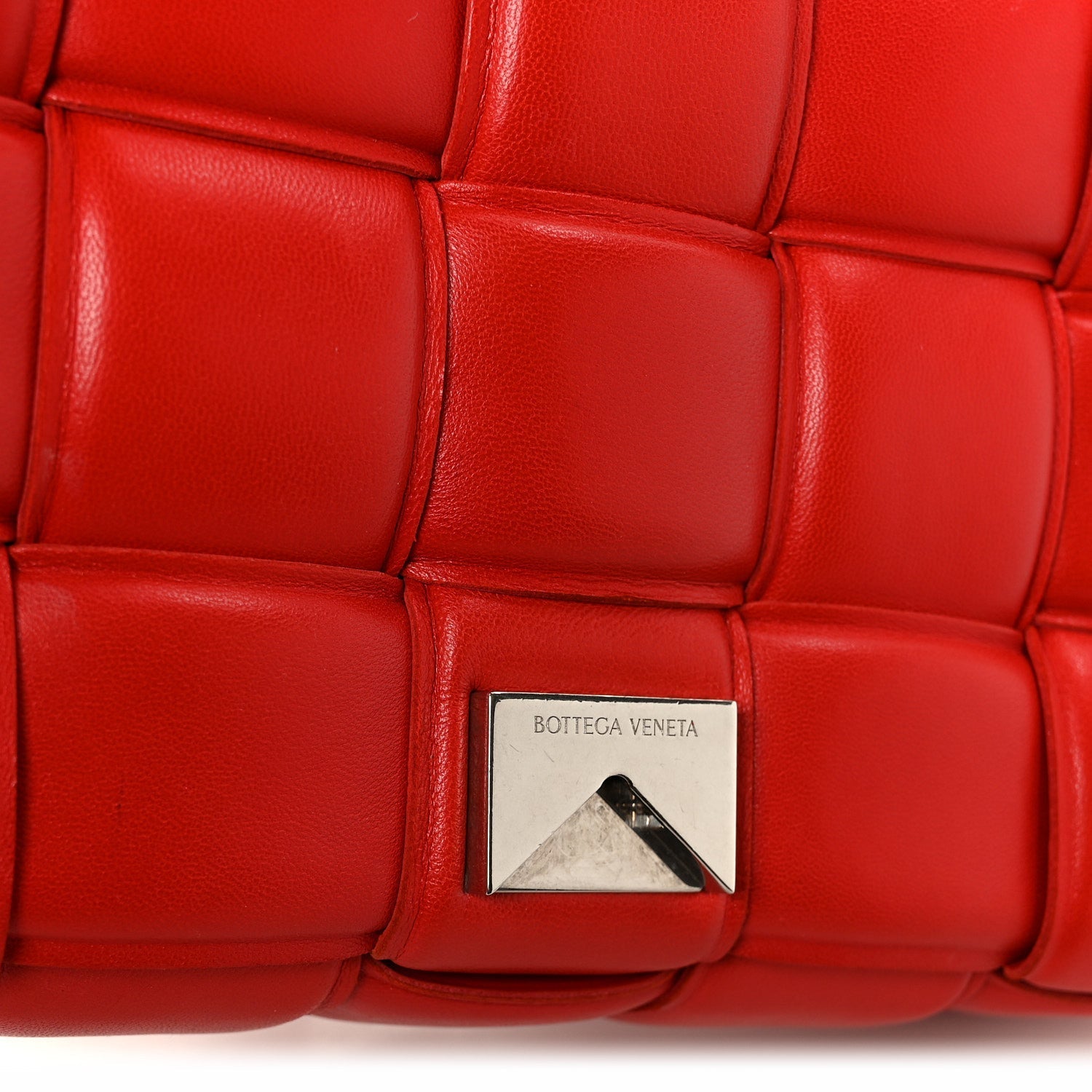 Lambskin Maxi Intreccio Padded Chain Cassette Crossbody Bag Nail Polish