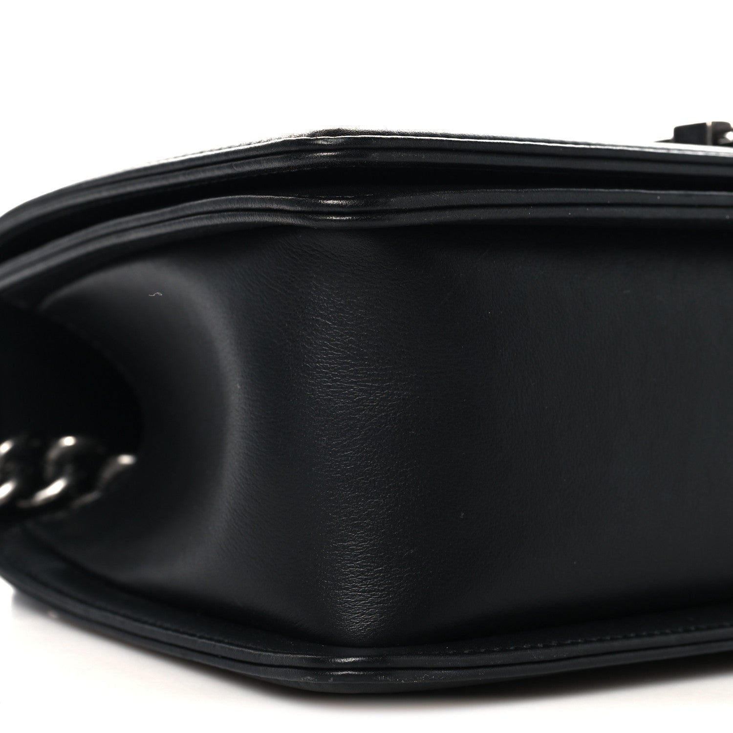 Lambskin Quilted Medium Boy Flap Black