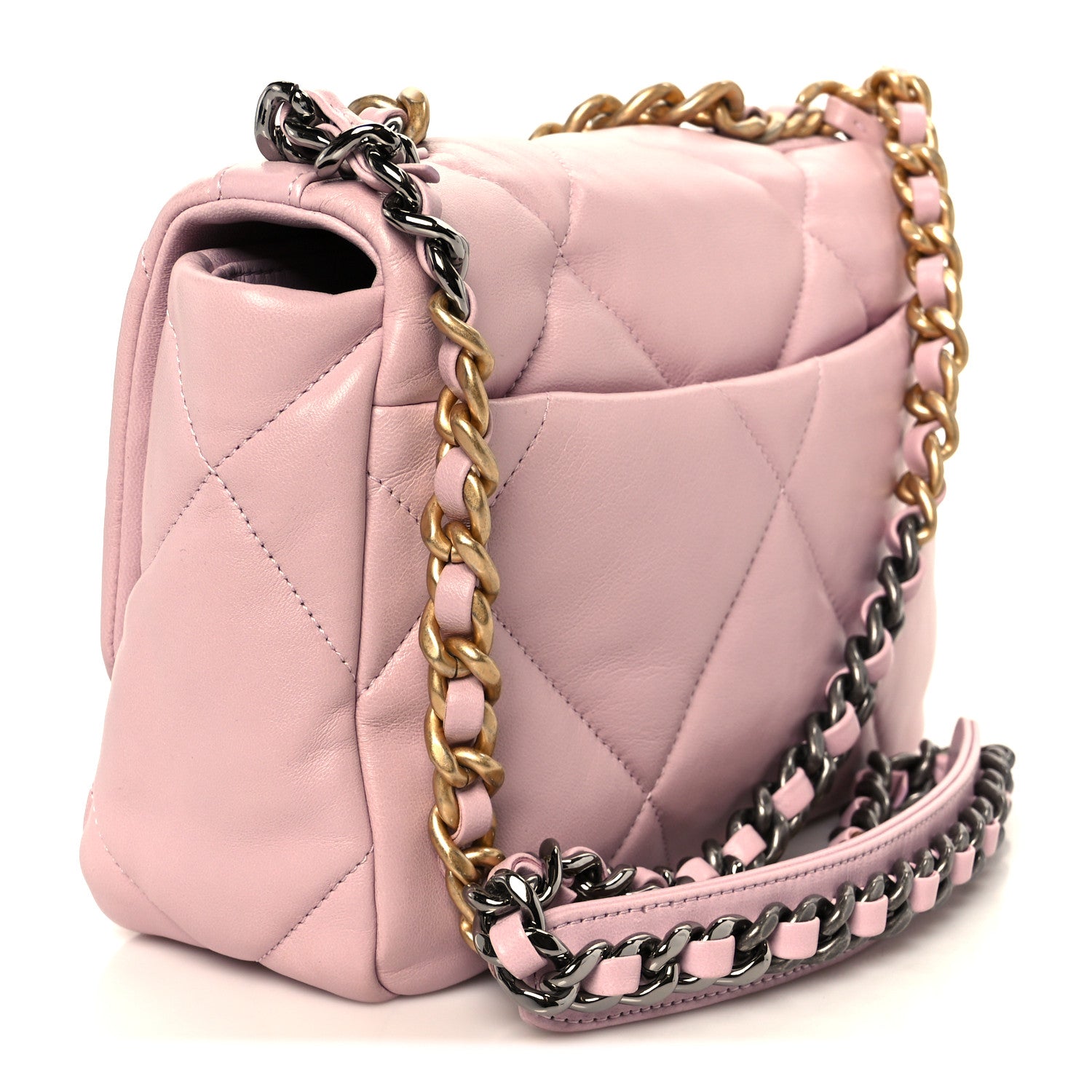 Lambskin Quilted Medium CHNL 19 Flap Light Pink