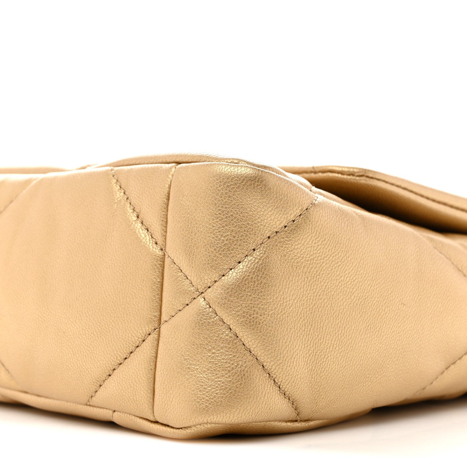 Metallic Goatskin Quilted Medium CHNL 19 Flap Gold