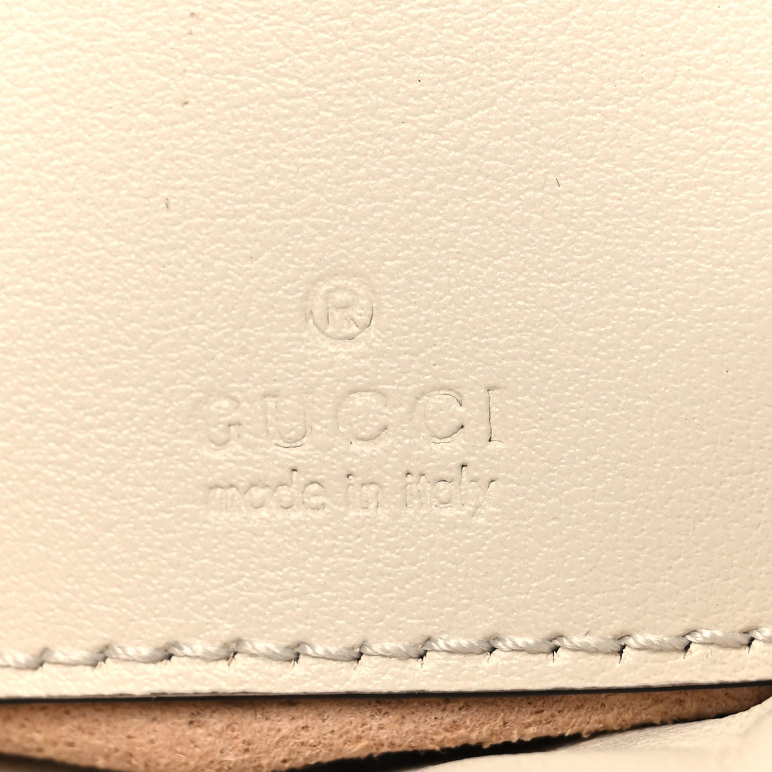 Calfskin Matelasse Mini GG Marmont 2.0 Bucket Bag White