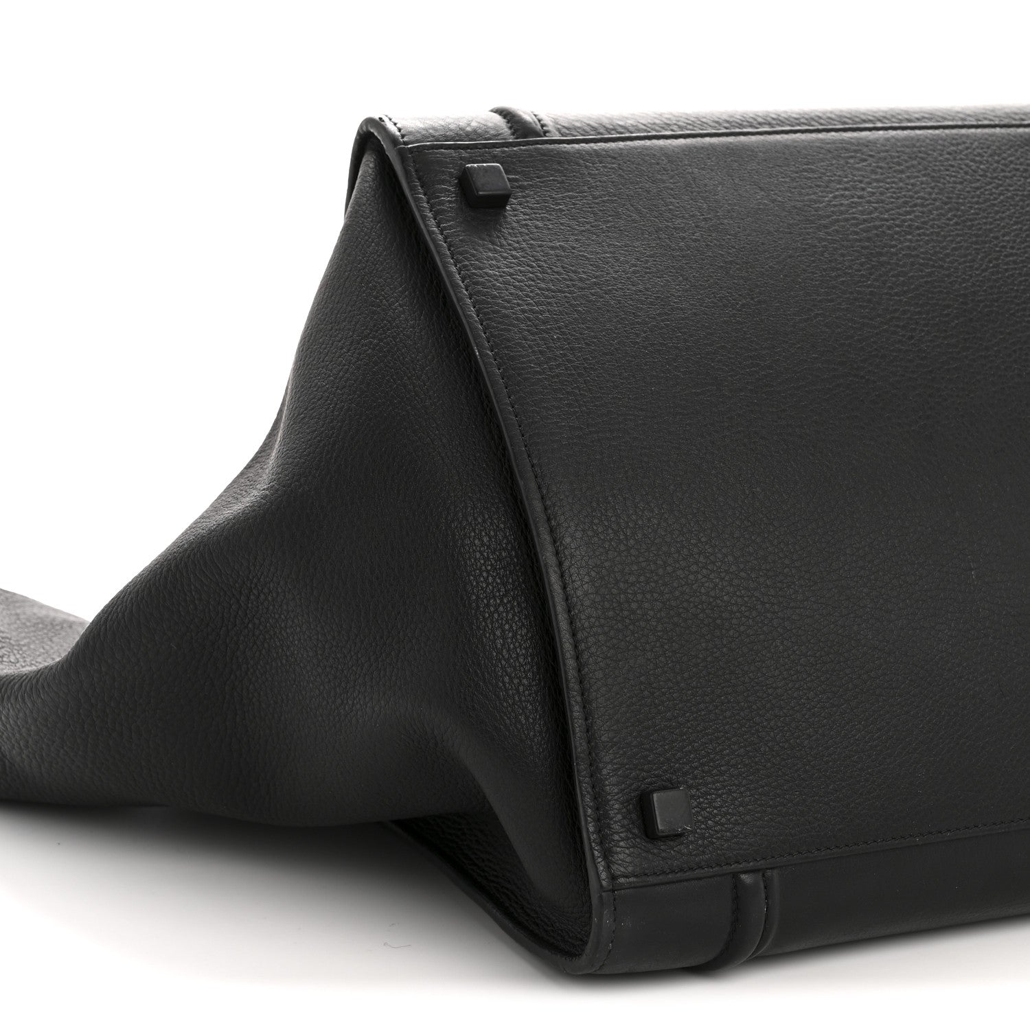 Grained Calfskin Medium Phantom Luggage Black