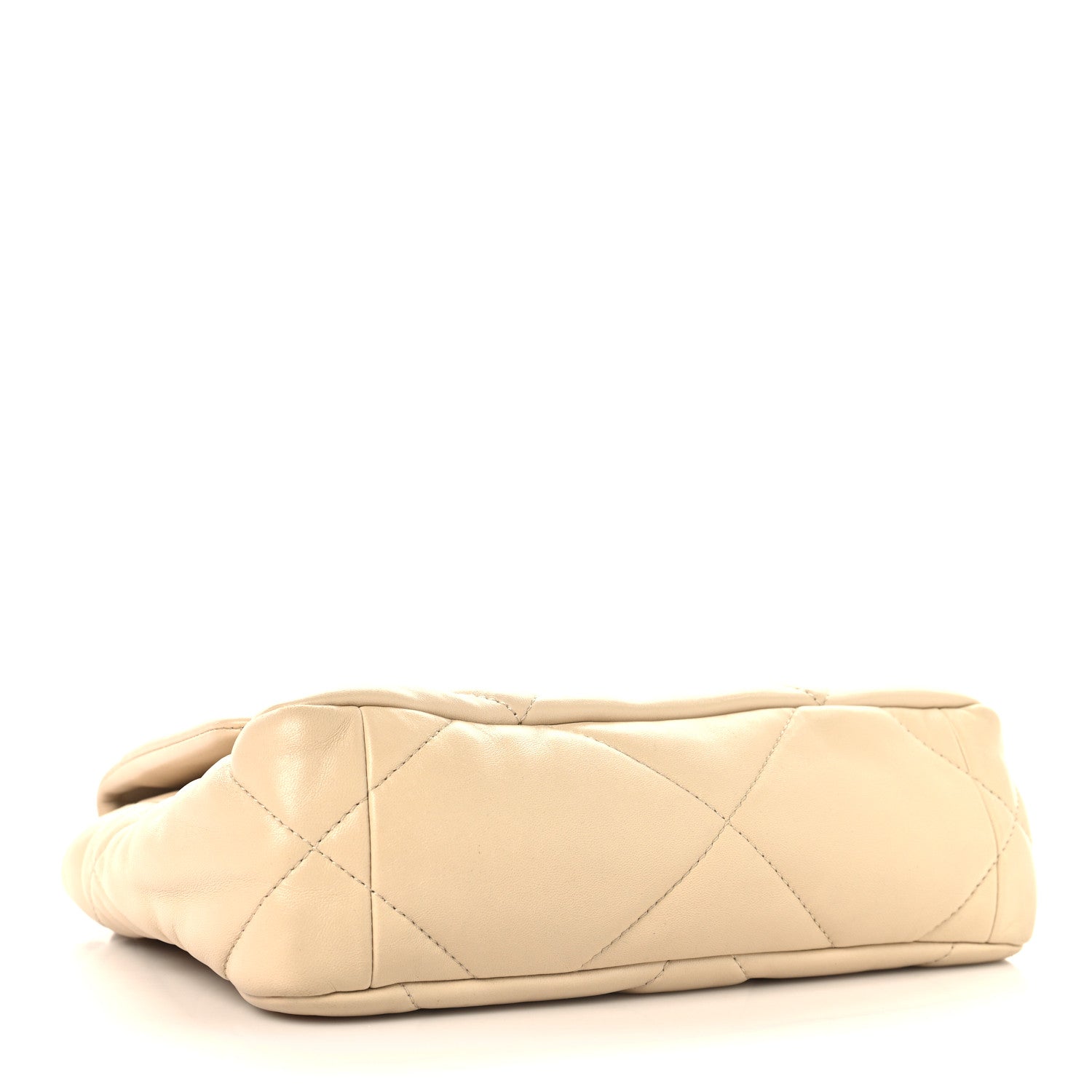 Lambskin Quilted Medium CHNL 19 Flap Beige