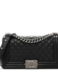 Caviar Quilted Medium Boy Flap Black