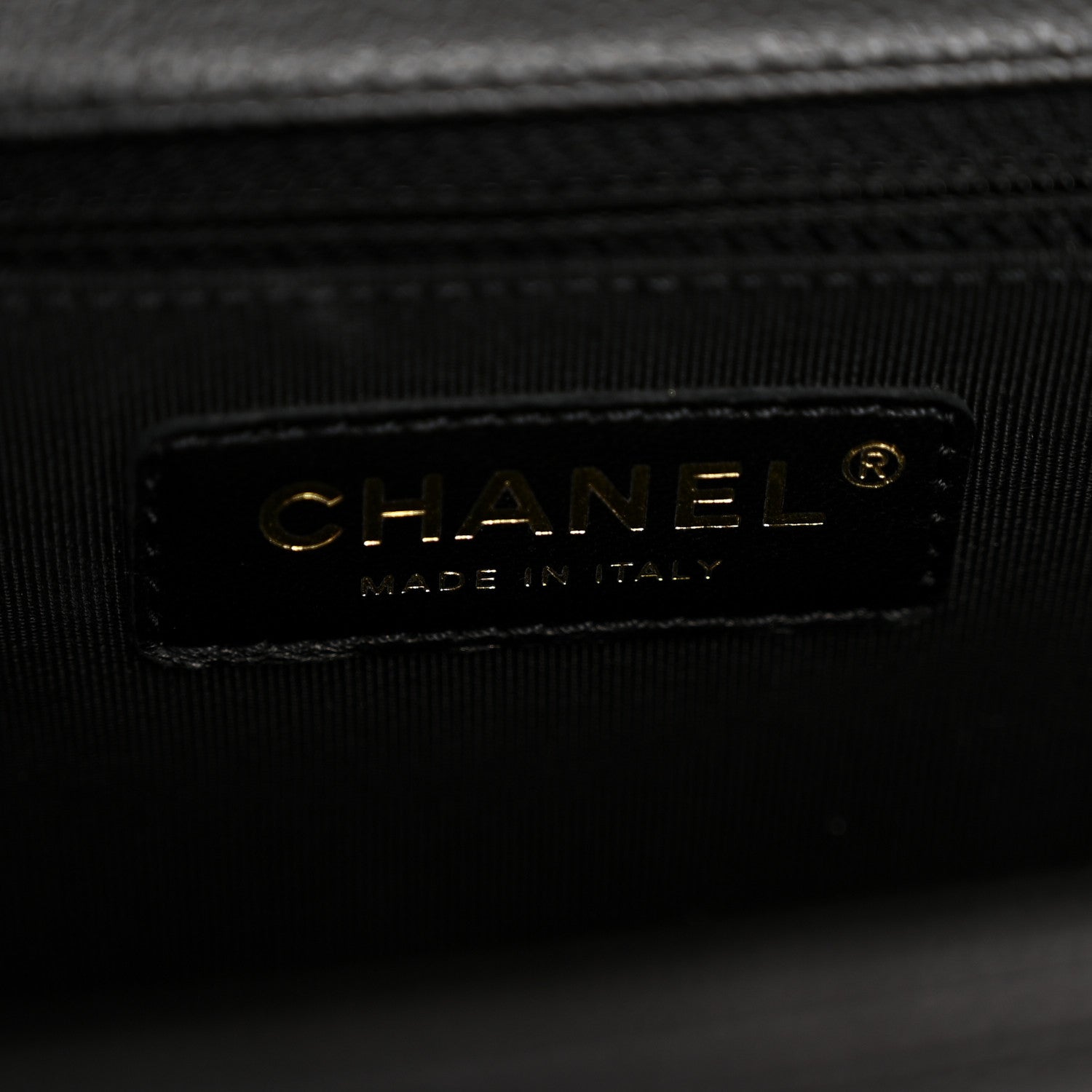Caviar Quilted New Medium Boy Flap Black