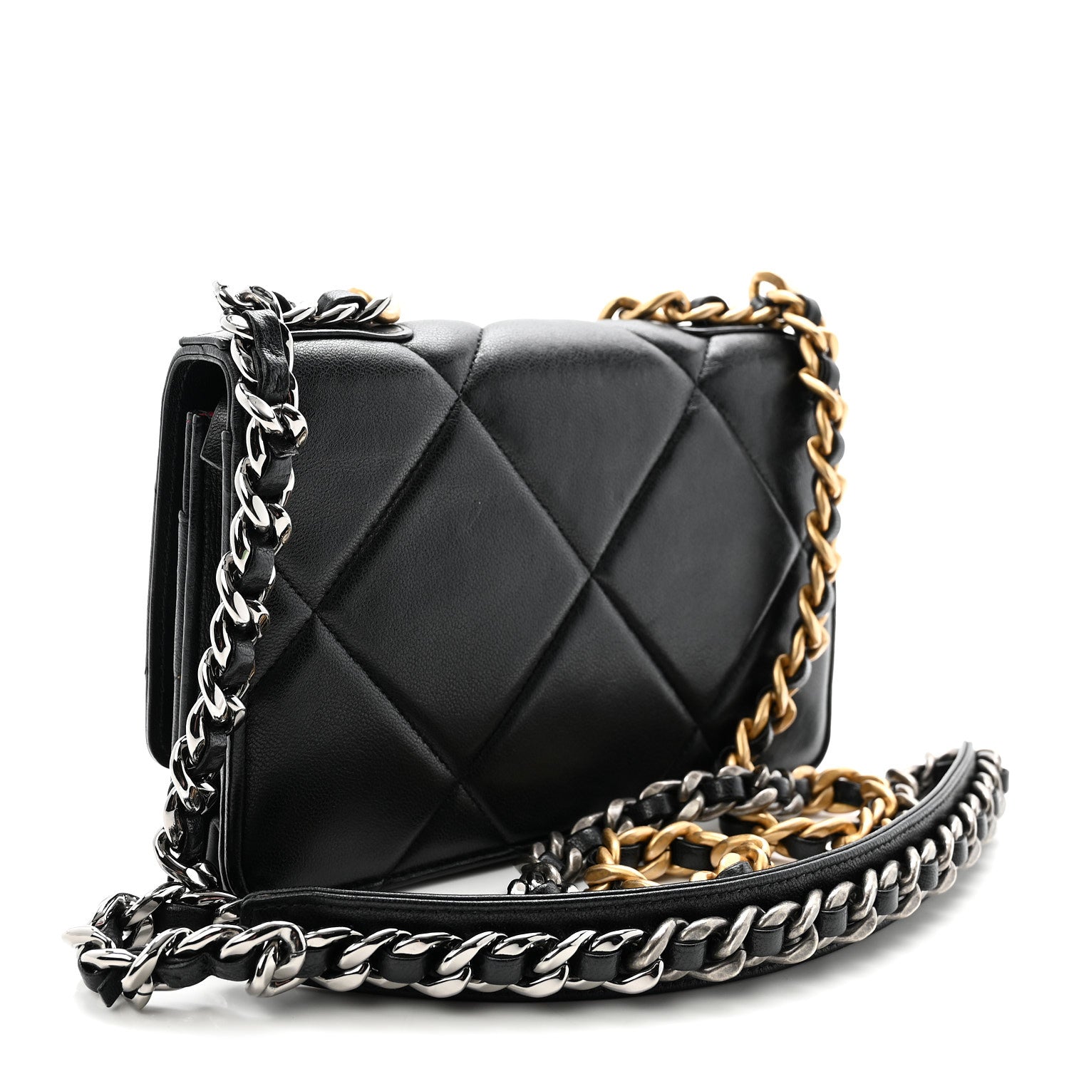 Lambskin Quilted CHNL 19 Wallet On Chain WOC Black
