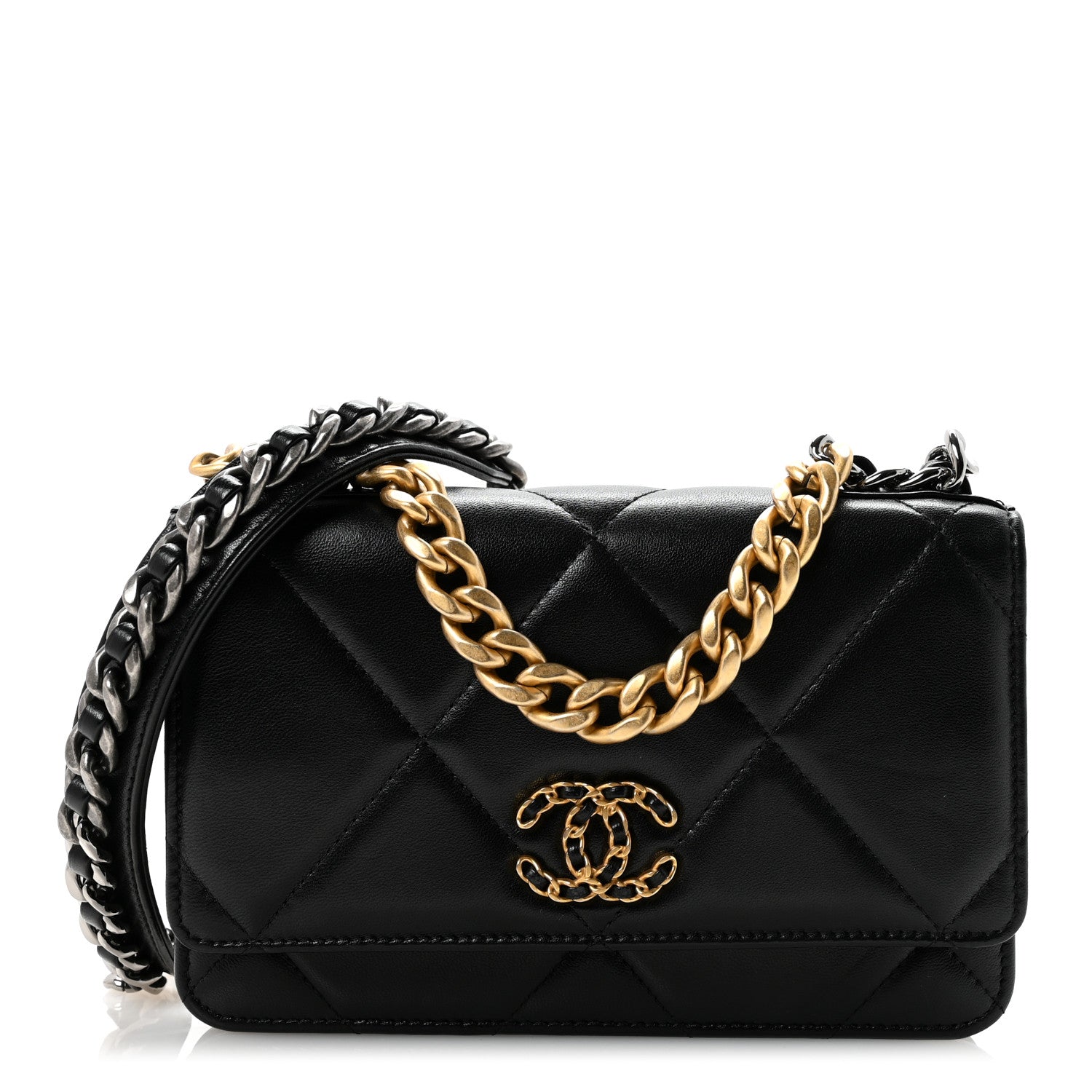 Lambskin Quilted CHNL 19 Wallet On Chain WOC Black