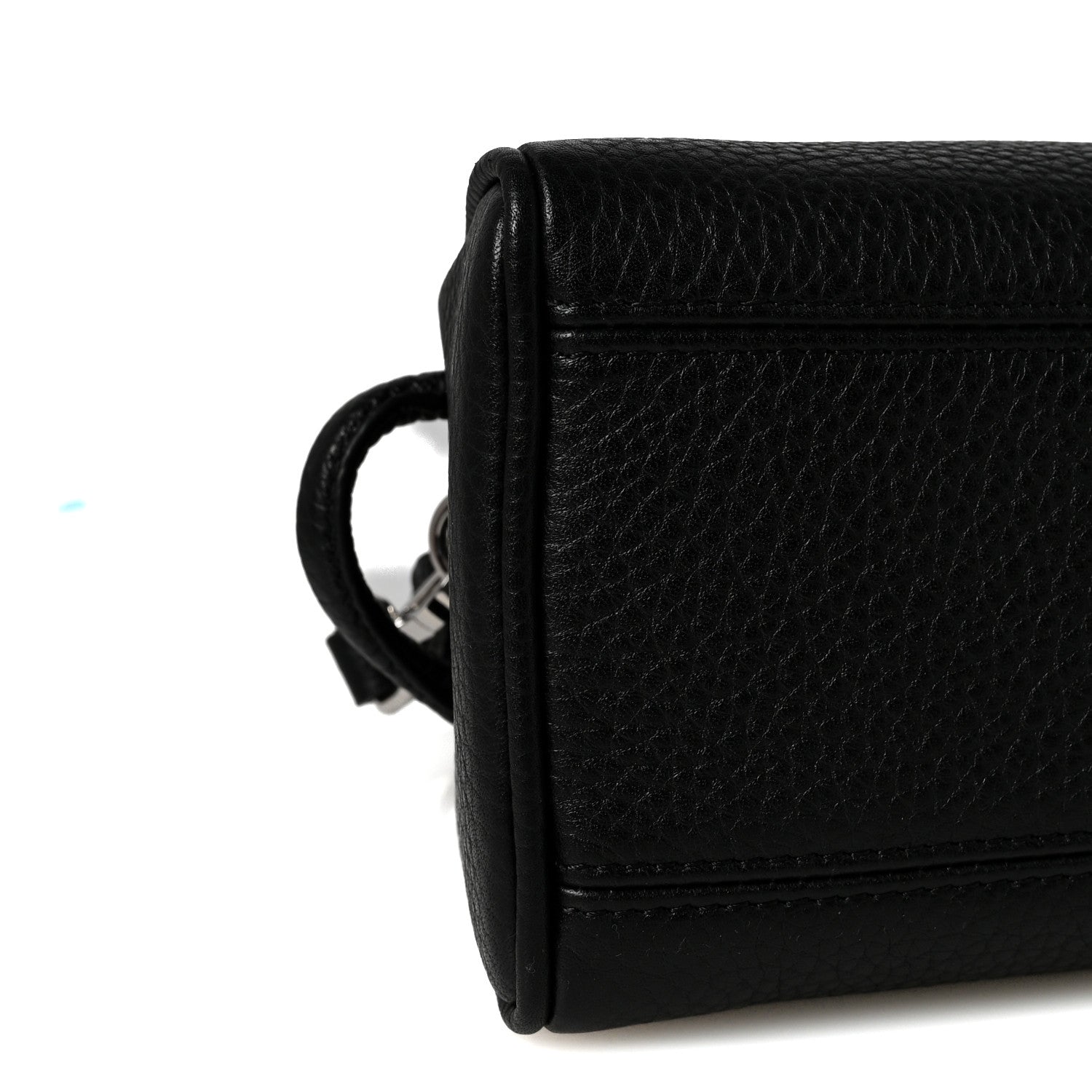 Grained Calfskin Le Petit Turismo Black