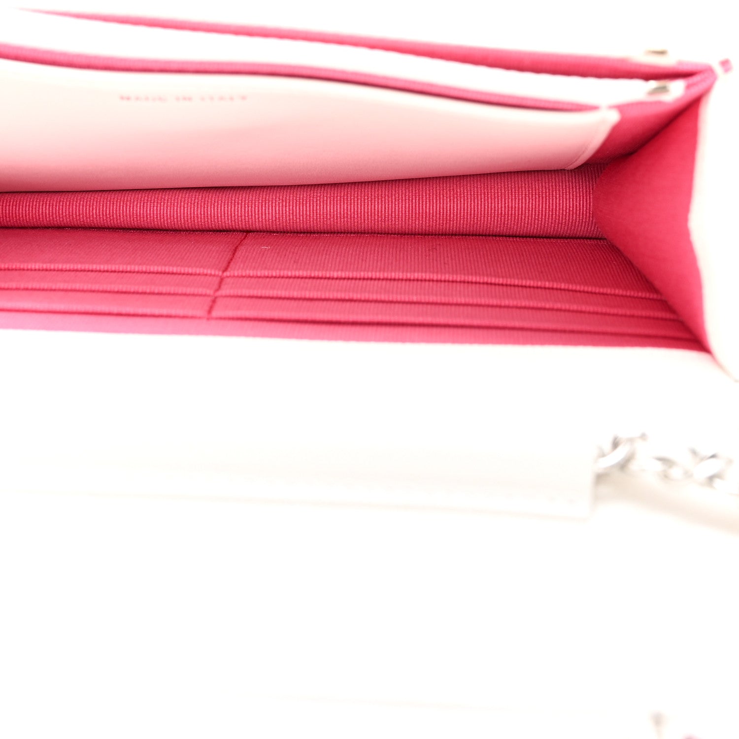 Caviar Quilted CHNL 19 Wallet On Chain WOC White Pink