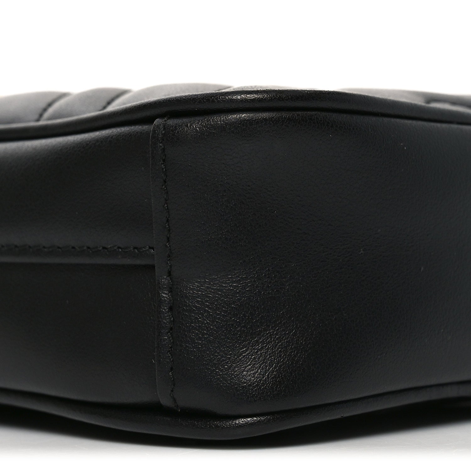 Calfskin Matelasse Mini GG Marmont Crossbody Bag Black
