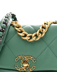 Lambskin Quilted Medium CHNL 19 Flap Green