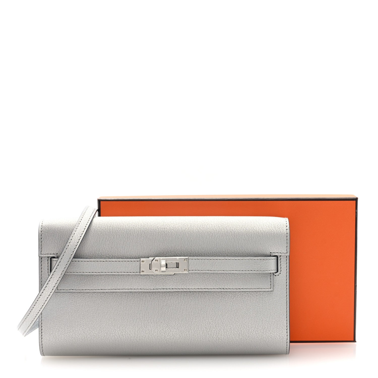 Metallic Chevre Chamkilight Kelly Wallet To Go Argent
