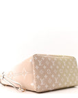 Monogram Giant Spring In The City Neverfull MM Sunset Kaki