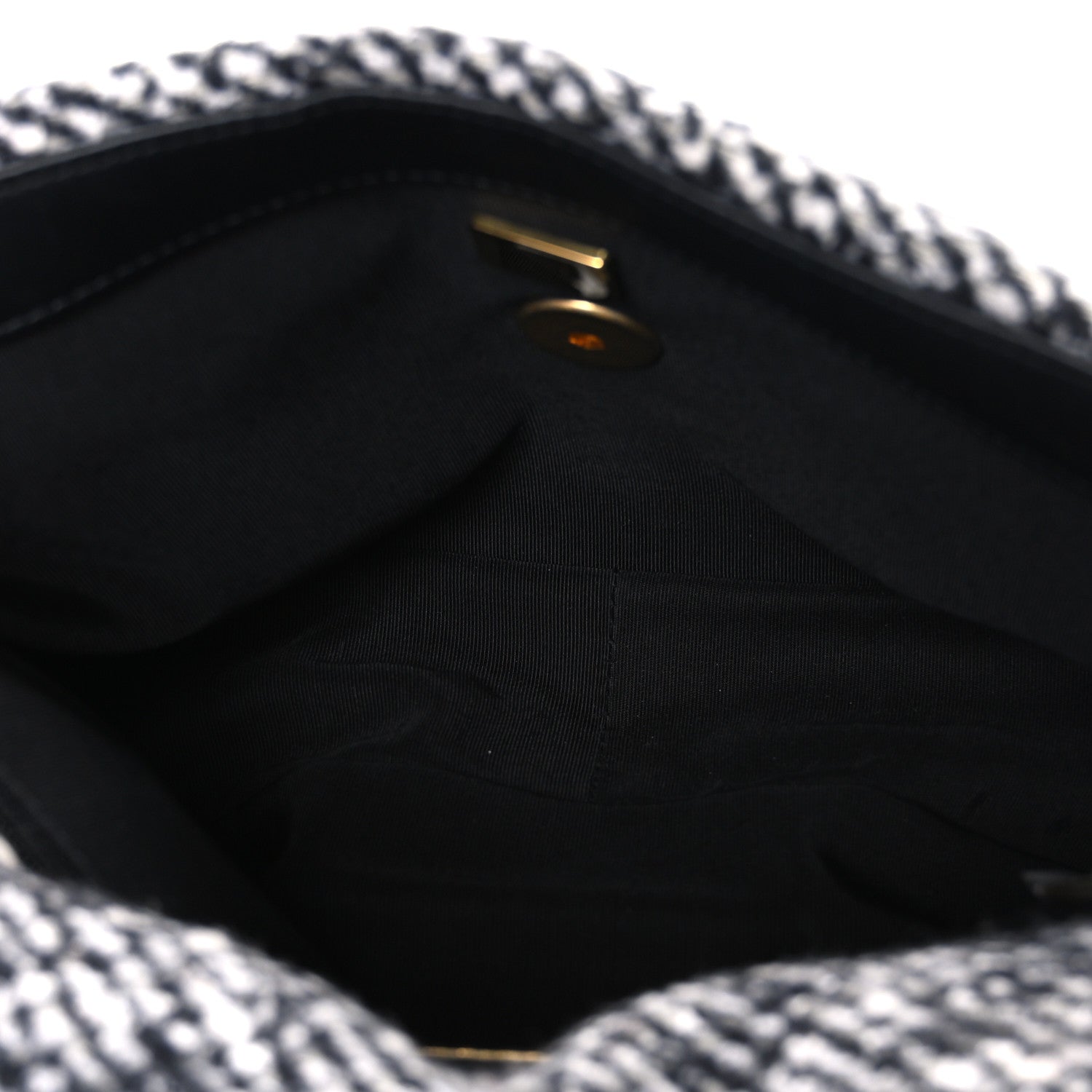 Tweed Quilted Medium CHNL 19 Flap Grey