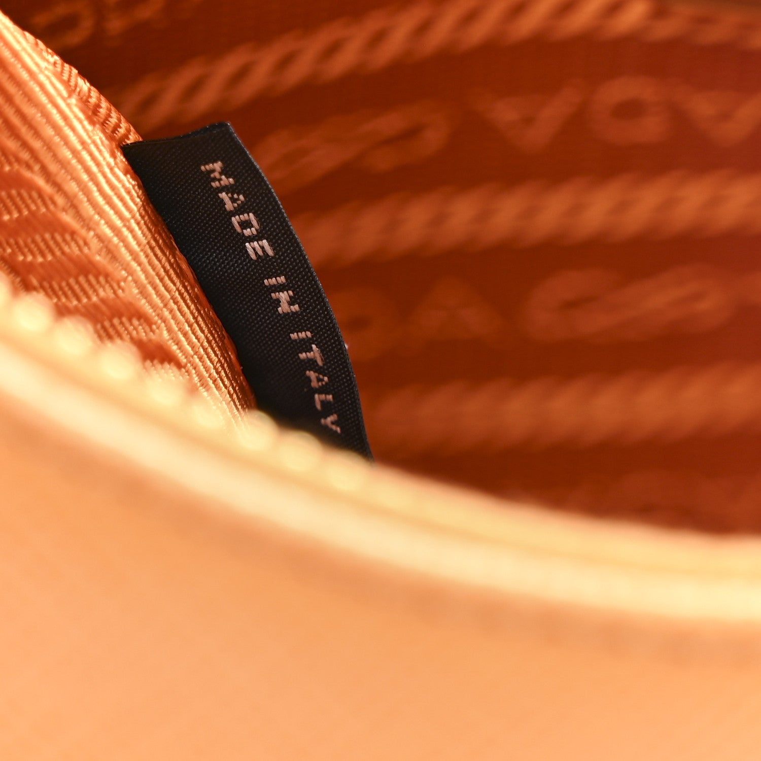 Saffiano Lux Mini Re-Edition Shoulder Bag Arancio