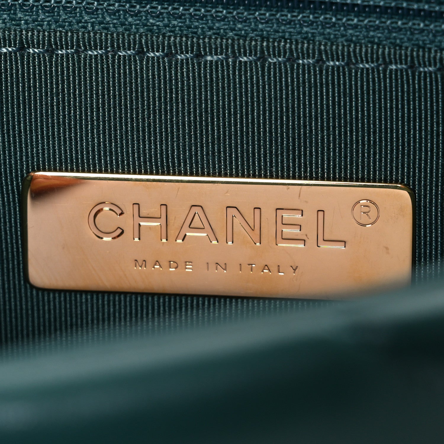 Lambskin Quilted Medium CHNL 19 Flap Green