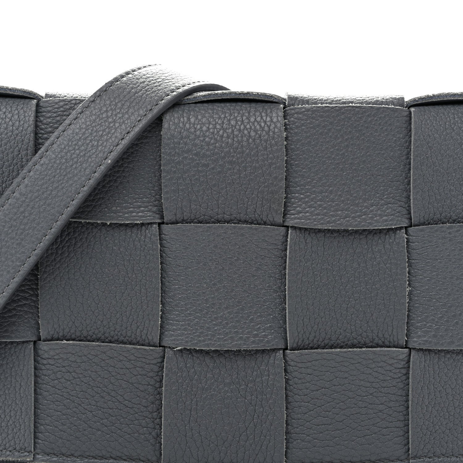 Grained Calfskin Maxi Intrecciato Cassette Crossbody Bag Thunder