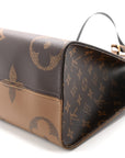 Reverse Monogram Giant Onthego MM
