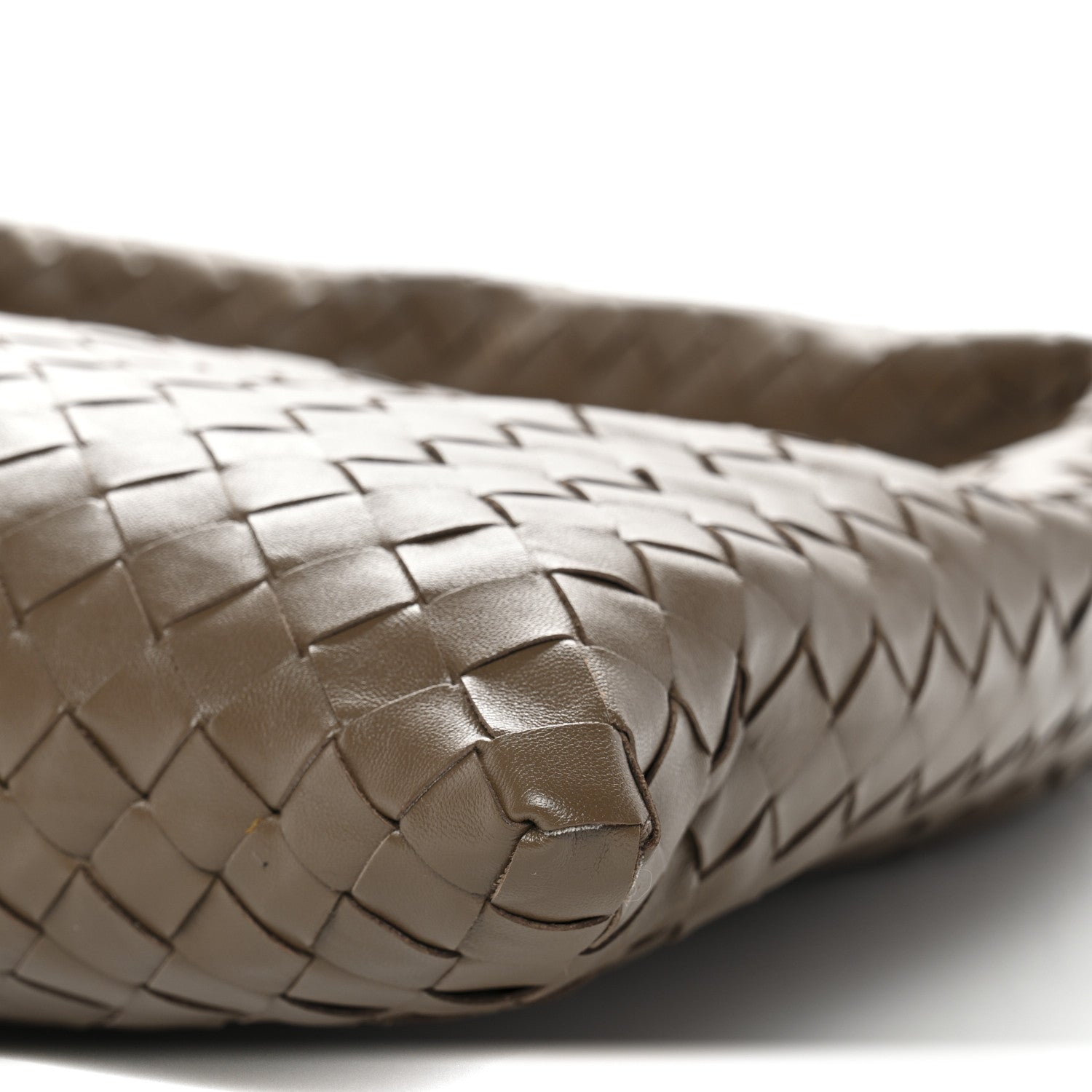 Calfskin Intrecciato Small Hop Pinecone