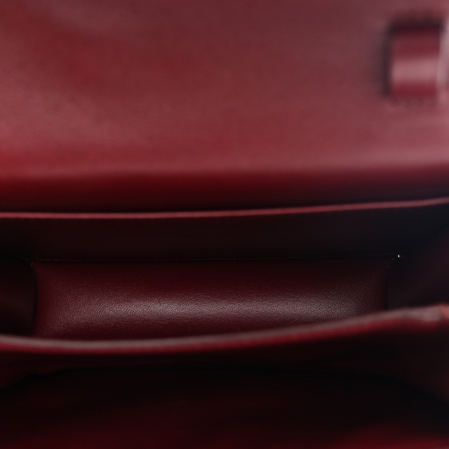 Box Calfskin Teen Classic Box Flap Bag Burgundy