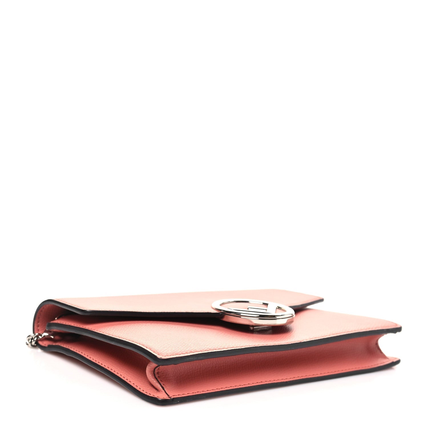 Vitello Cruise F is FNDI Medium Envelope Wallet on Chain Macaron