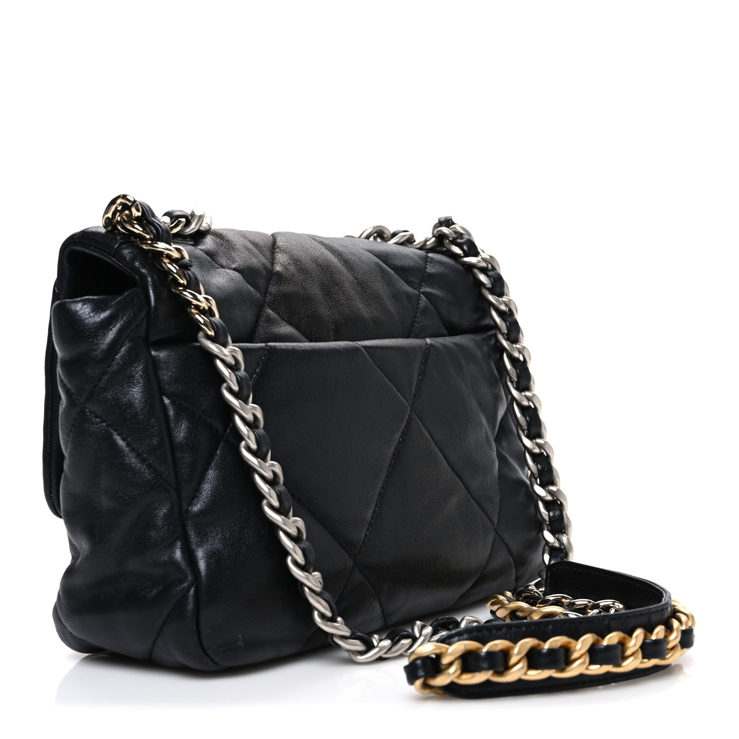 Lambskin Quilted Medium CHNL 19 Flap Black