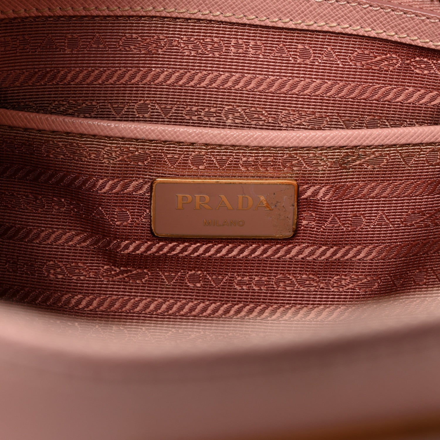 Saffiano Medium Galleria Double Zip Tote Orchidea