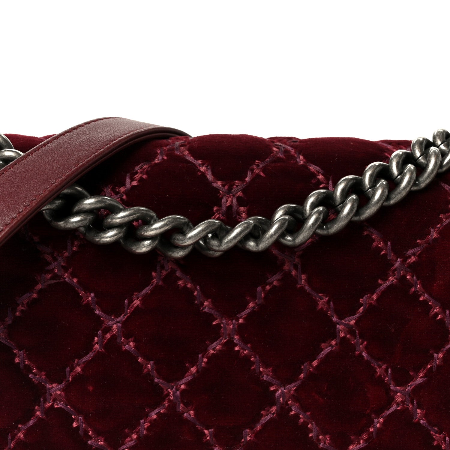 Velvet Tweed Quilted Medium Boy Flap Burgundy