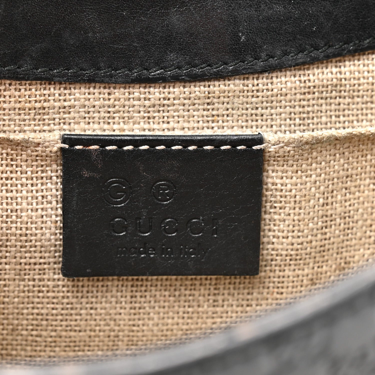 MicroGCCIssima Mini Emily Chain Shoulder Bag Black