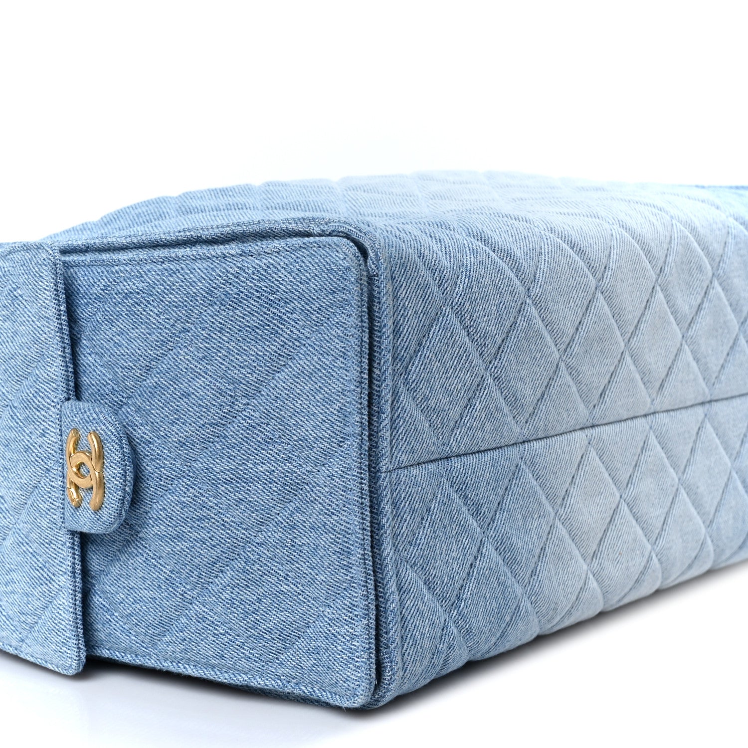 Washed Denim Quilted Medium CHNL 25 Handbag Blue