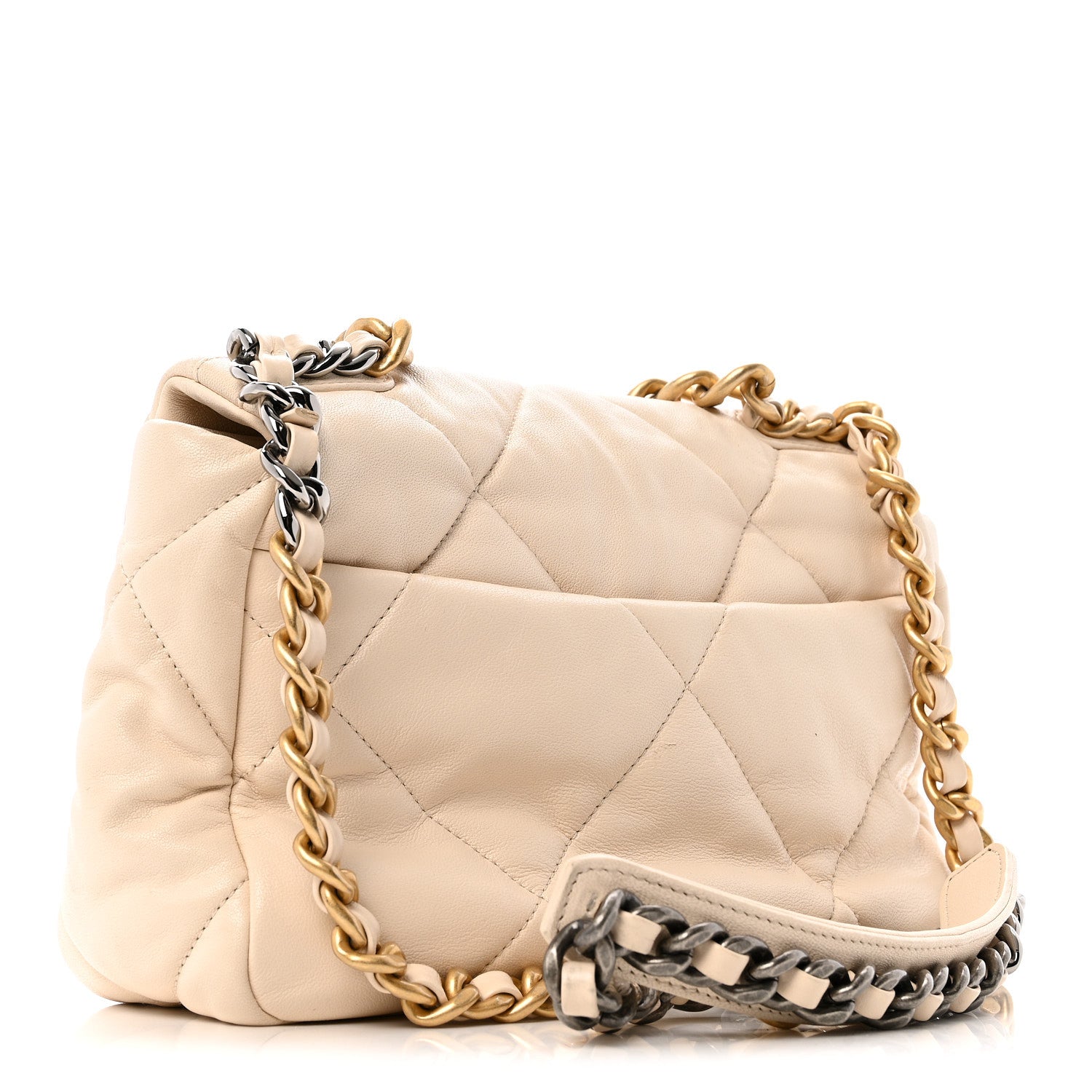 Goatskin Quilted Medium CHNL 19 Flap Light Beige