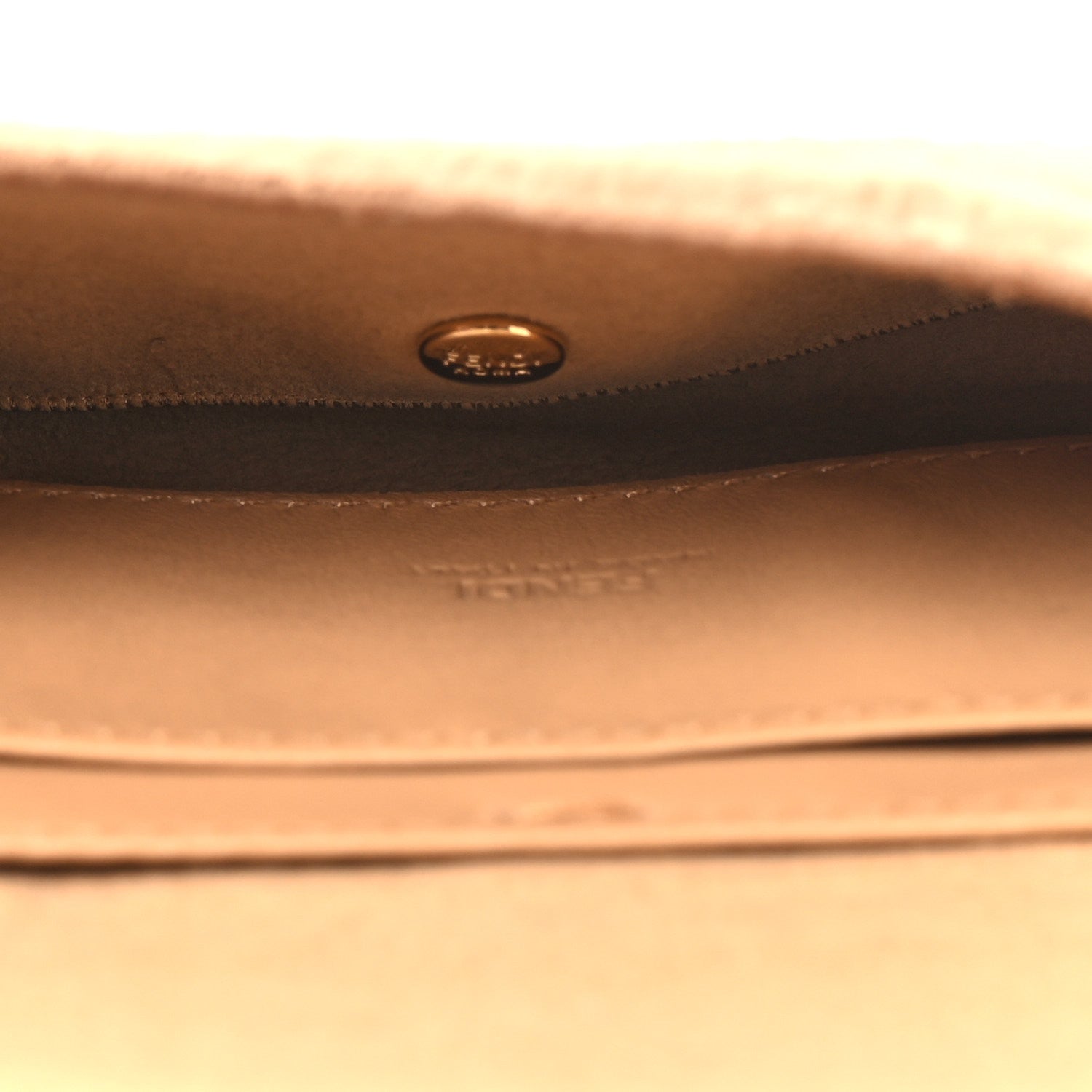 Mink Shiny Nappa Nano Baguette Charm Naturale Oro Soft