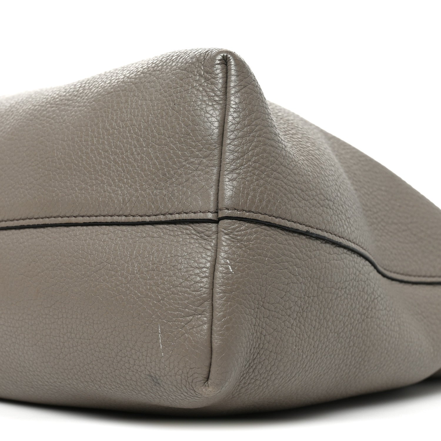 Vitello Daino Zippered Tote Argilla