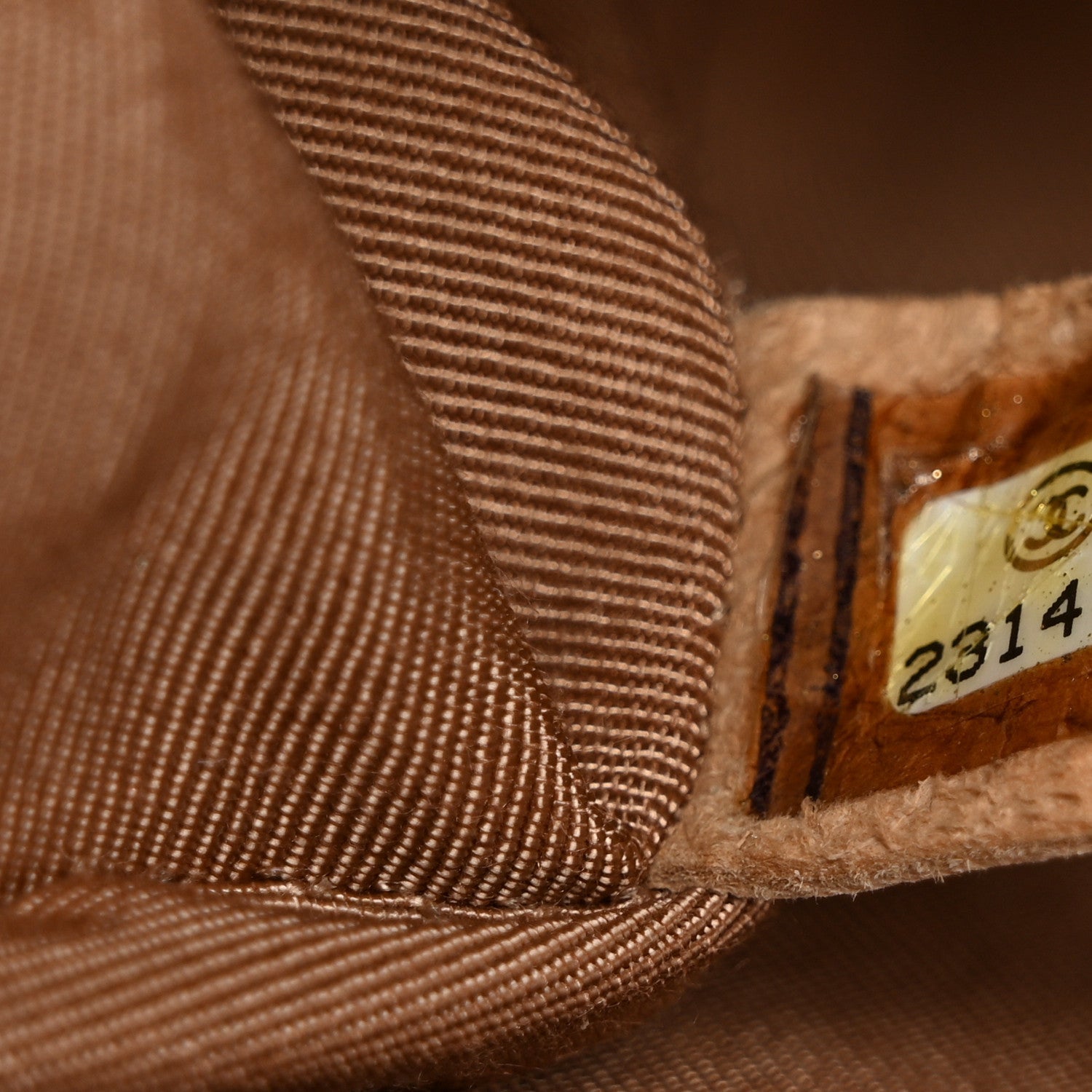 Caviar Quilted Medium Boy Flap Light Brown